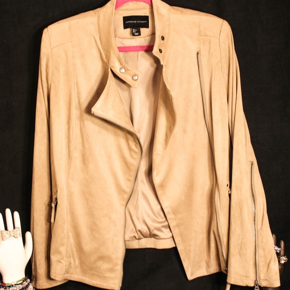 Jacket - Picture 1 of 2